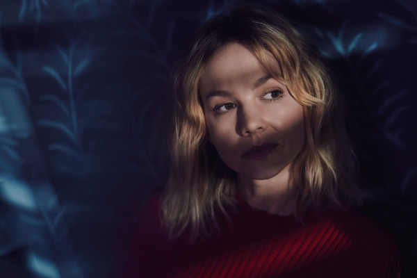 Carey Mulligan by Matthew Lloyd for Los Angeles Times 2021
