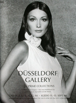 Carla Bruni pic #135032