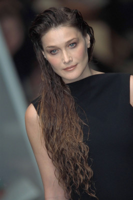 Carla Bruni pic #135143