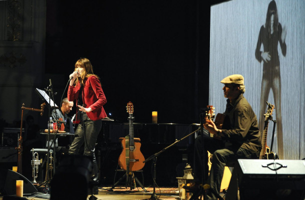 Carla Bruni pic #712918