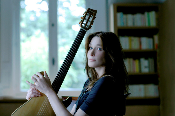 Carla Bruni pic #318096