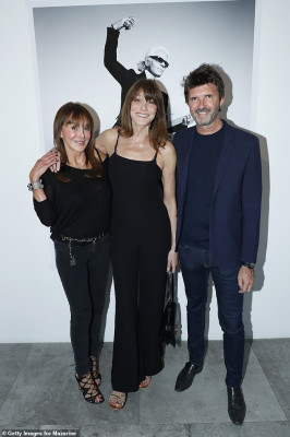 Carla Bruni pic #1194998