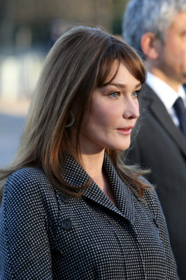 Carla Bruni pic #712927