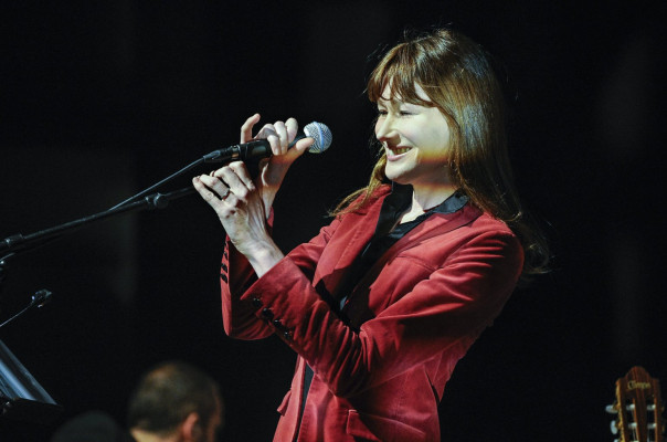 Carla Bruni pic #712915