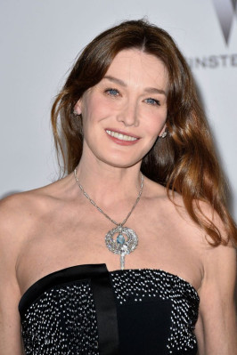 Carla Bruni pic #736203