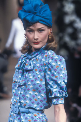 Carla Bruni pic #1421468