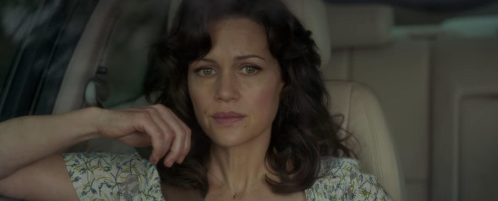 Carla Gugino - Gerald&#039;s Game (2017)