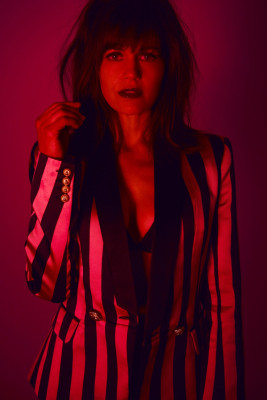 Carla Gugino – 1883 Magazine UK 2019