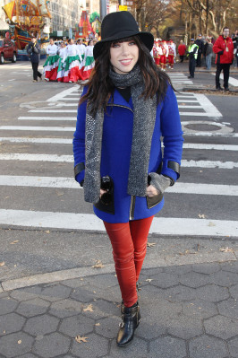 Carly Rae Jepsen pic #587653