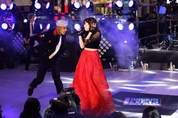 Carly Rae Jepsen pic #606129