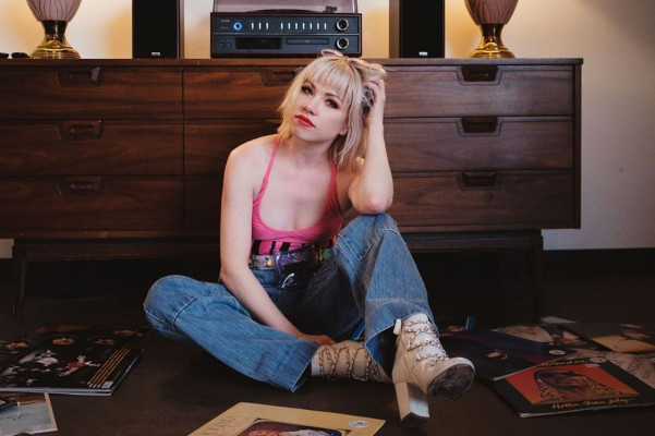 Carly Rae Jepsen – Photoshoot August 2019
