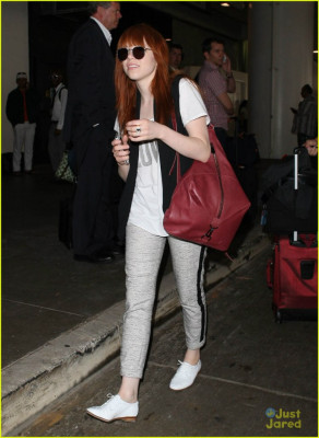 photo 28 in Carly Rae Jepsen gallery [id727629] 2014-05-10 00:00:00