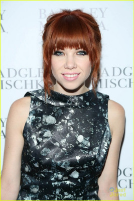 Carly Rae Jepsen pic #727324