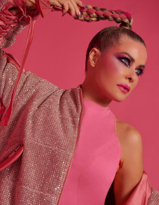 Carmen Electra – Vulkan Magazine Pink Issue 2022