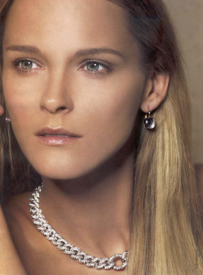 Carmen Kass pic #111781
