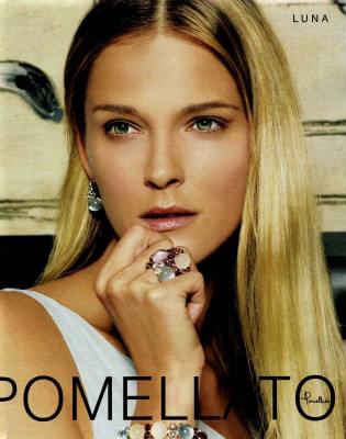 Carmen Kass pic #111784