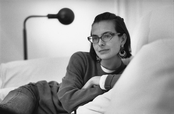 Carole Bouquet pic #196367