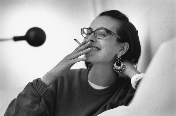 Carole Bouquet pic #196368