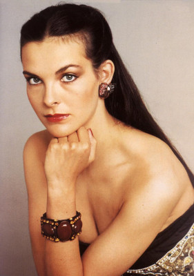 photo 4 in Carole Bouquet gallery [id72644] -0001-11-30 00:00:00