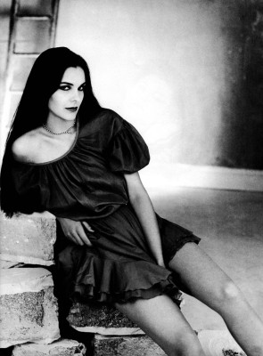 Carole Bouquet pic #196370