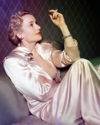photo 4 in Carole Lombard gallery [id244976] 2010-02-19 00:00:00