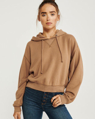 Carolina Sanchez – Abercrombie &amp; Fitch 2019
