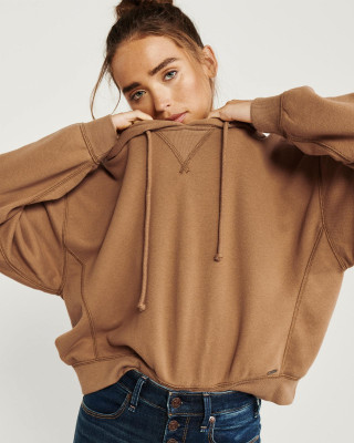 Carolina Sanchez – Abercrombie &amp; Fitch 2019