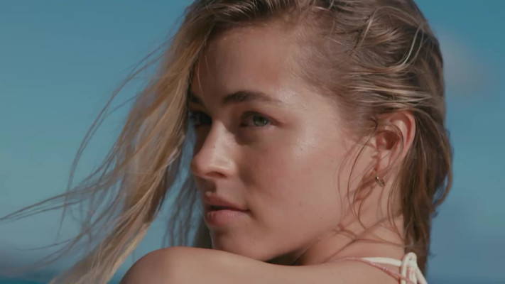 Caroline Kelley for O&#039;neill womens campaign by Nick Cribbs