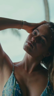 Caroline Kelley for O&#039;neill womens campaign by Nick Cribbs
