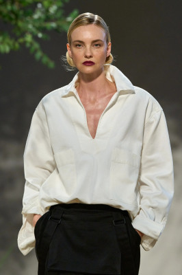 Caroline Trentini for Max Mara SPRING 2024