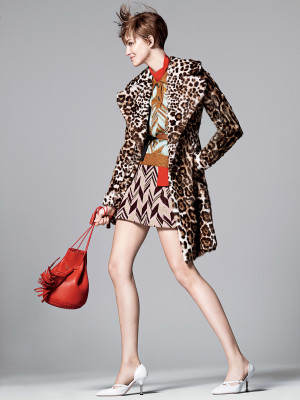 Caroline Trentini - photoshoot for Vogue USA, by David Sims