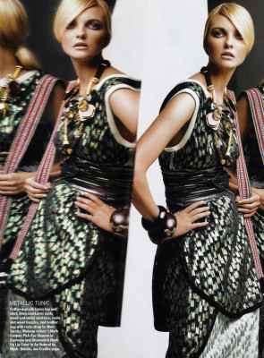 photo 15 in Caroline Trentini gallery [id174603] 2009-07-09 00:00:00