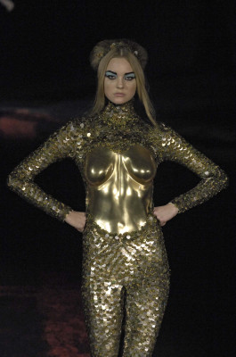 photo 19 in Caroline Trentini gallery [id172324] 2009-07-06 00:00:00