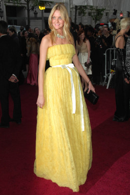 photo 24 in Caroline Trentini gallery [id167771] 2009-06-22 00:00:00