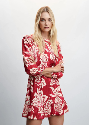 Caroline Trentini