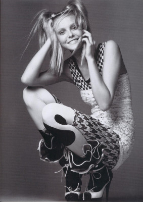 photo 3 in Caroline Trentini gallery [id187797] 2009-09-17 00:00:00