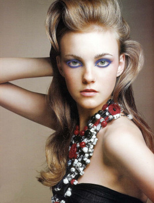 photo 26 in Caroline Trentini gallery [id166976] 2009-06-17 00:00:00
