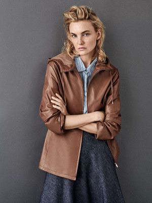 Caroline Trentini - Max Mara Spring/Summer 2020