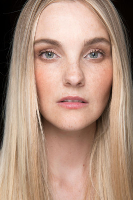 Caroline Trentini - Versace Spring/Summer 2018 Fashion Show in Milan