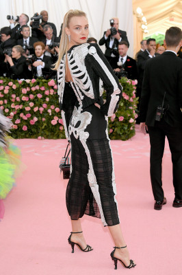Caroline Trentini - Met Gala in New York