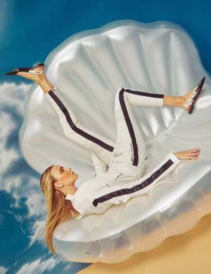Caroline Trentini - POP Magazine #36 