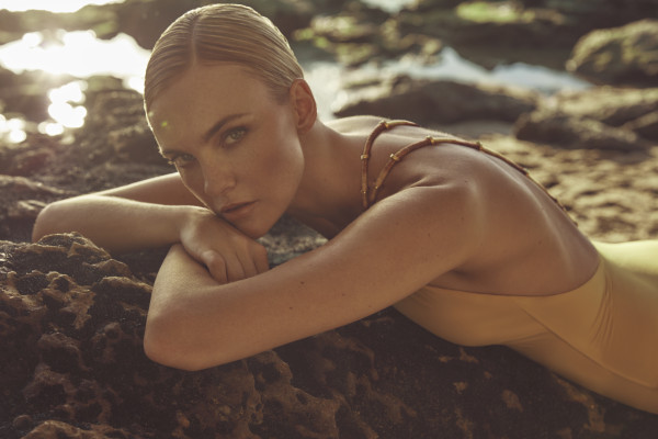 Caroline Trentini - Água de Coco Swim 2021 Campaign