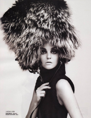 Caroline Trentini pic #303267