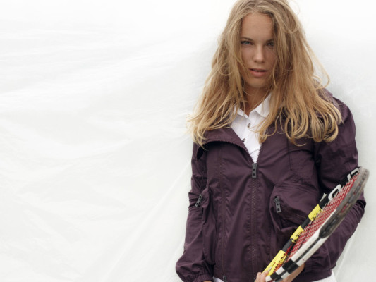 photo 10 in Caroline Wozniacki gallery [id303702] 2010-10-13 00:00:00