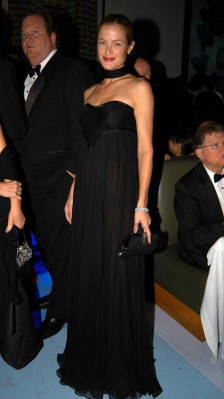 photo 16 in Carolyn Murphy gallery [id234142] 2010-01-15 00:00:00