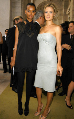 Carolyn Murphy pic #227388