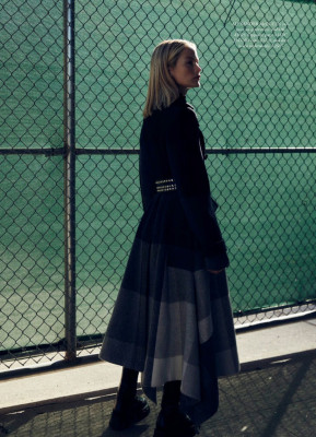 Carolyn Murphy – Harper’s Bazaar Australia September 2019 Issue