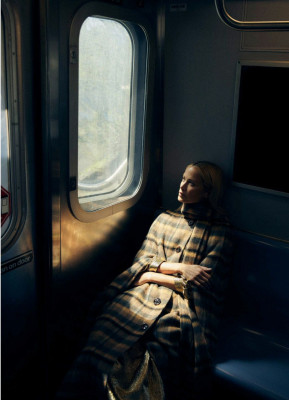 Carolyn Murphy – Harper’s Bazaar Australia September 2019 Issue