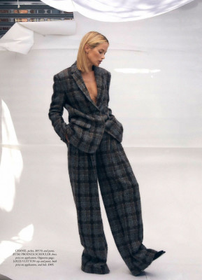 Carolyn Murphy – Harper’s Bazaar Australia September 2019 Issue