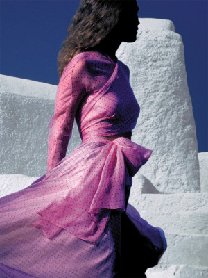 Carre Otis pic #375394
